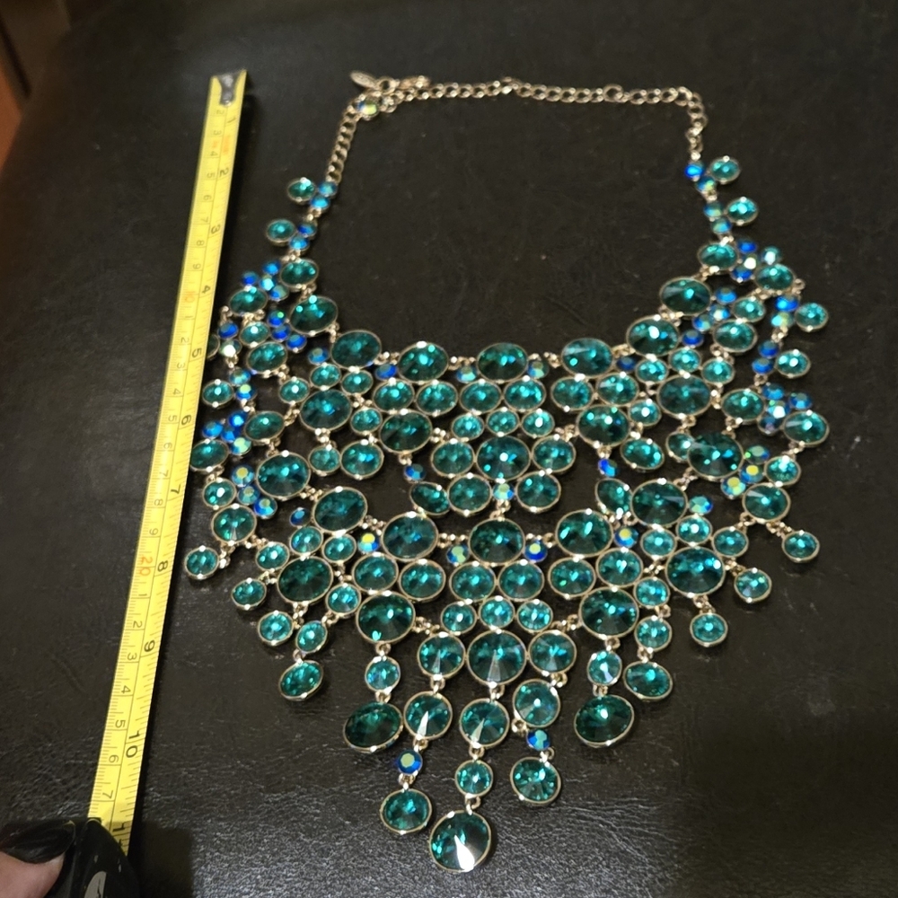 Natasha Green And Gold Necklace